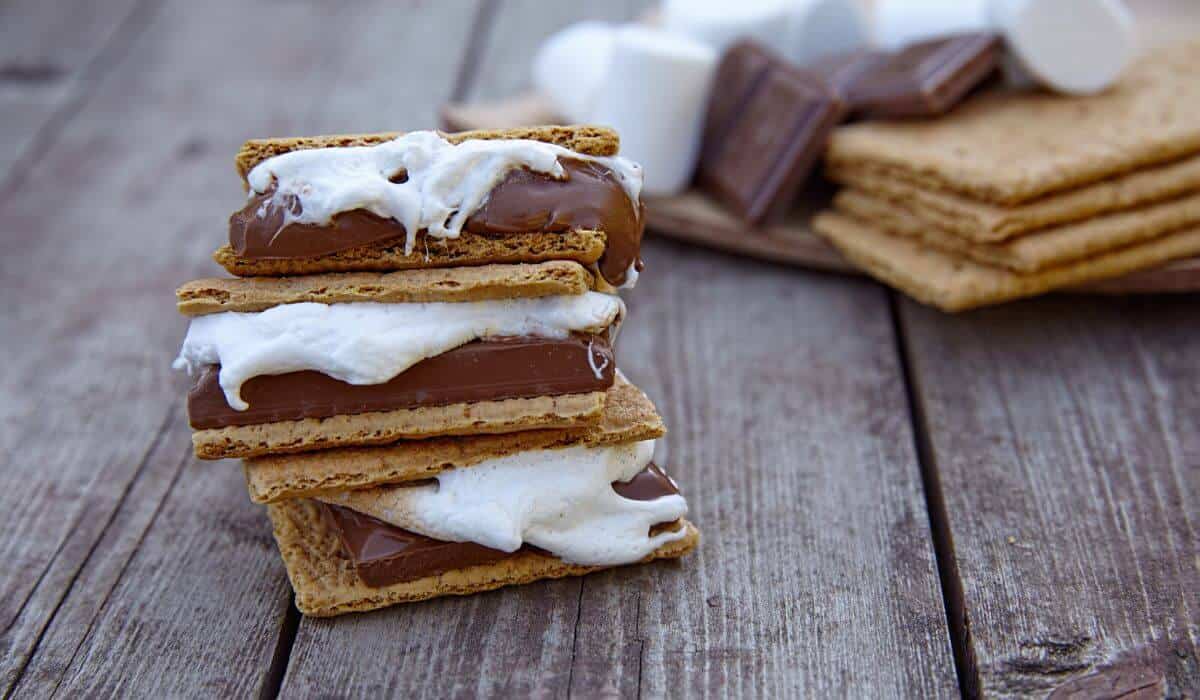 smores on a wooden table.