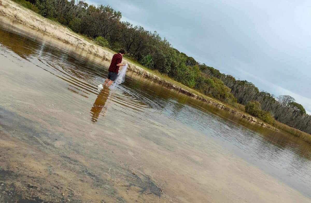 cast net at bribie island.